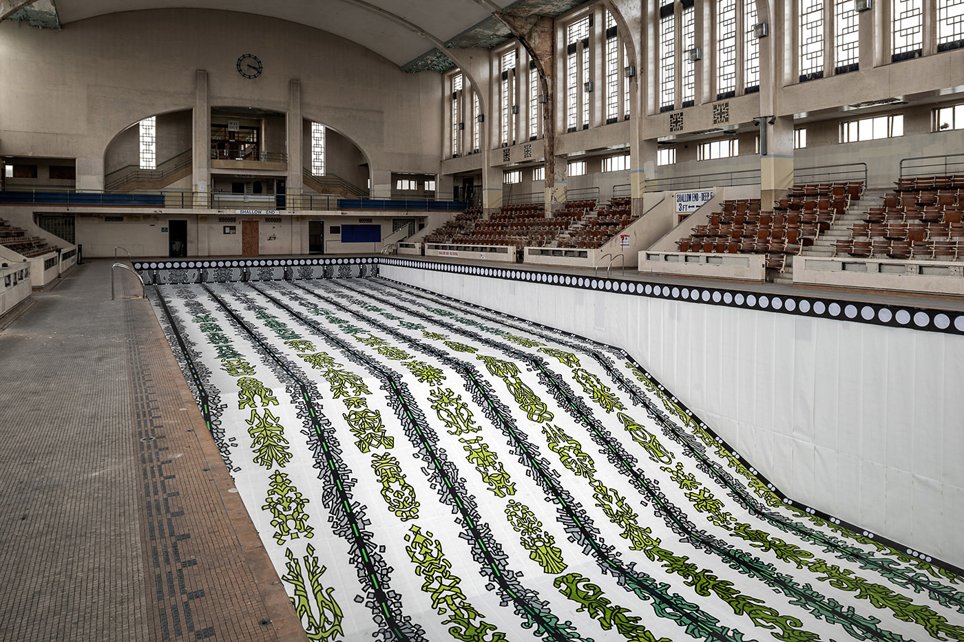 'Divers', an installation by Tod Hanson